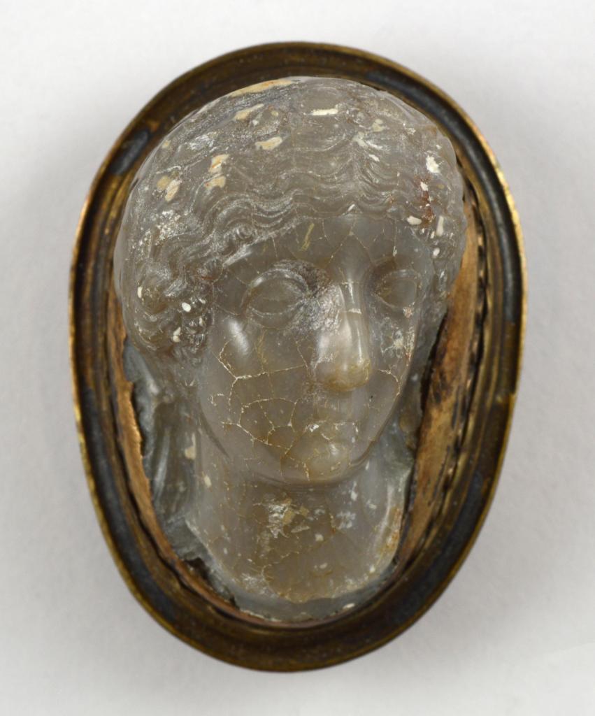 agate cameo of Livia Augusta from the British Musuem, first of second century CE 