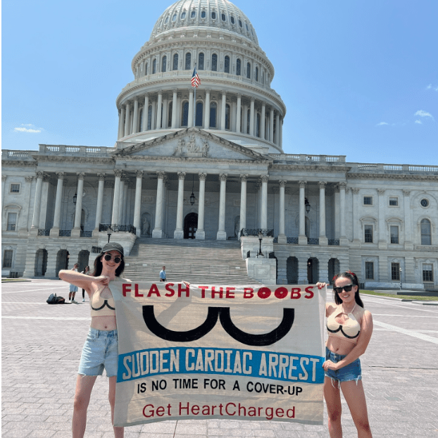 HeartCharged FLASHTHEBOOBS in Washington